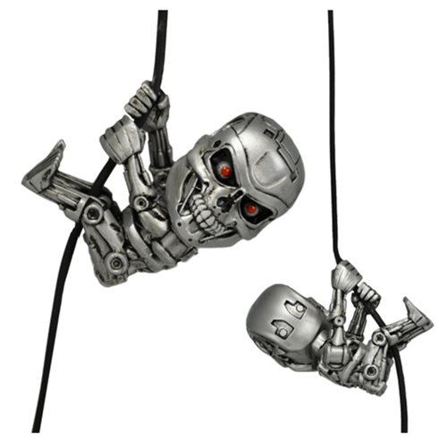 Terminator Genisys Endoskeleton 2-Inch Scaler